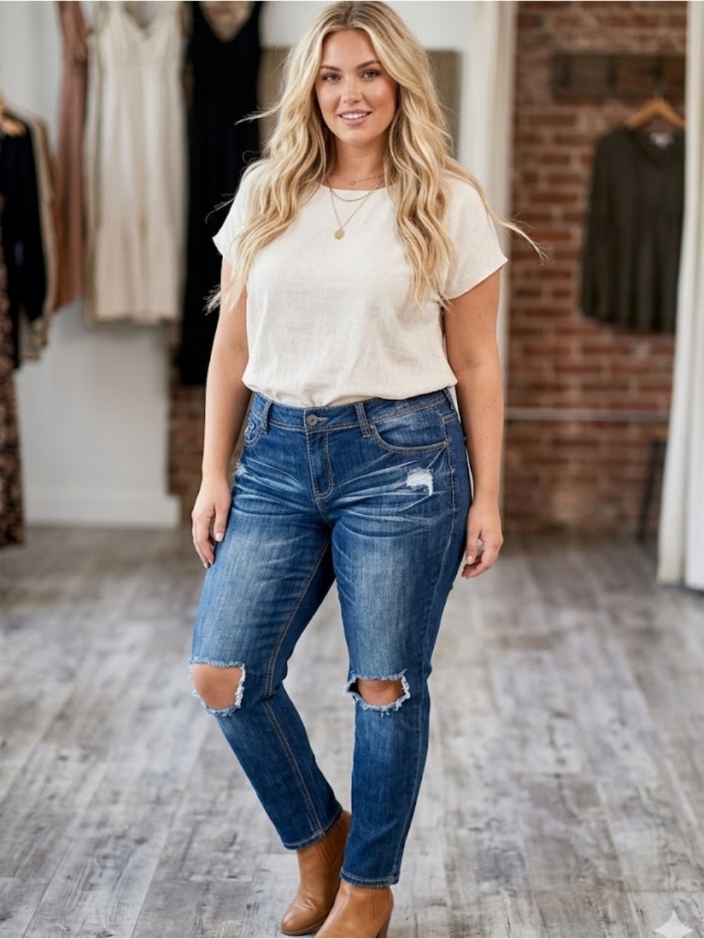 Dollhouse Distressed Boyfriend Jeans in Blue